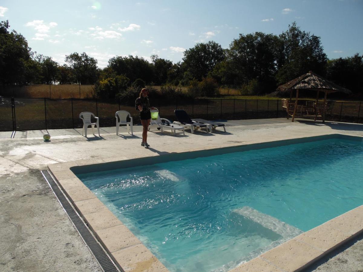 Camping Les Paillotes Payrac Exterior foto