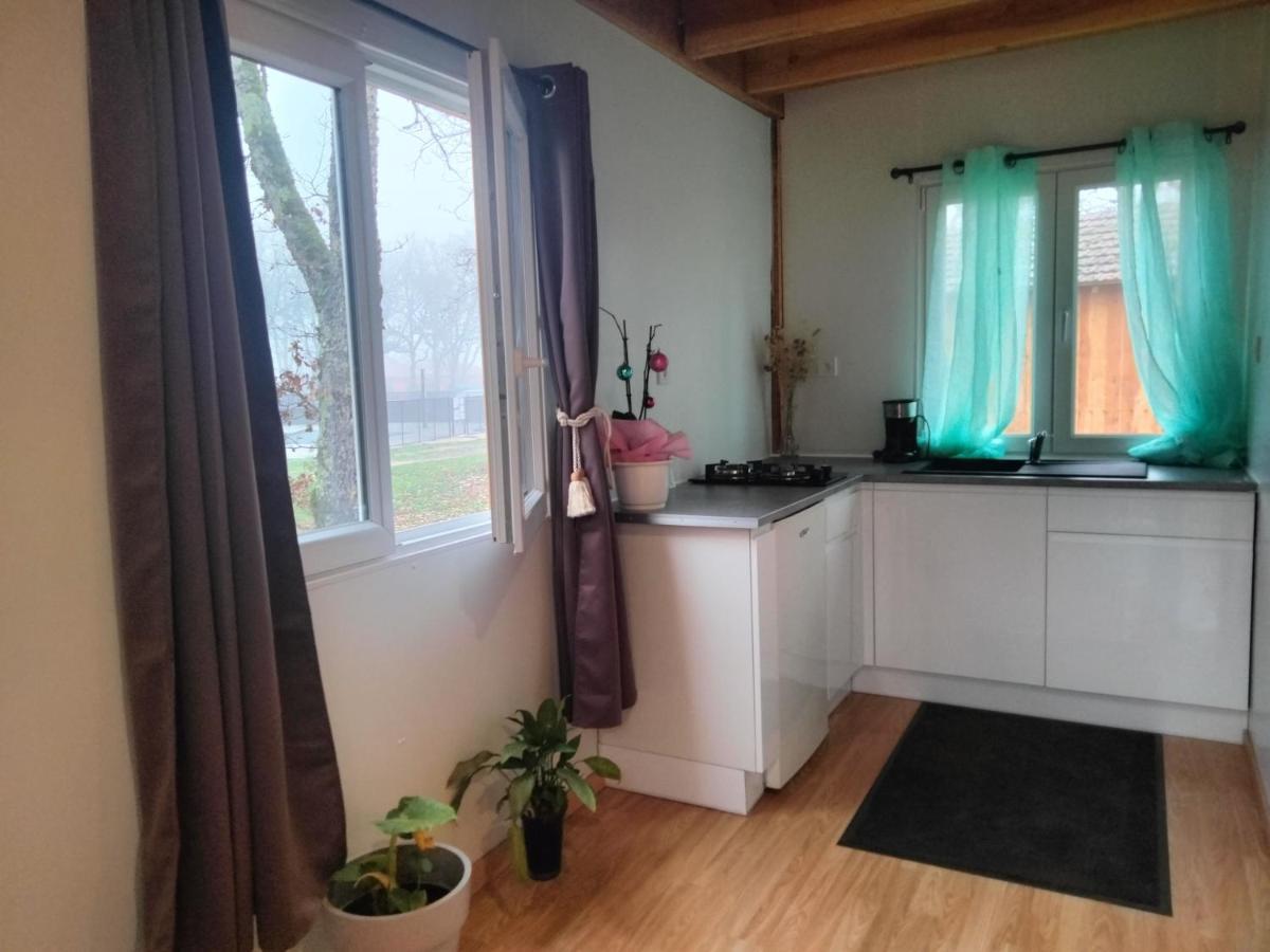 Camping Les Paillotes Payrac Exterior foto