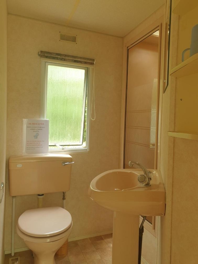 Camping Les Paillotes Payrac Exterior foto