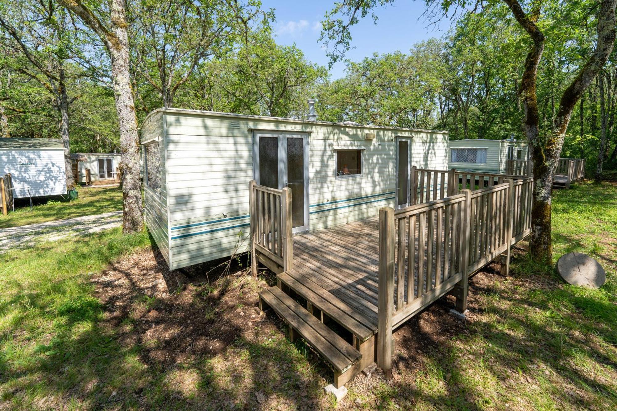 Camping Les Paillotes Payrac Exterior foto